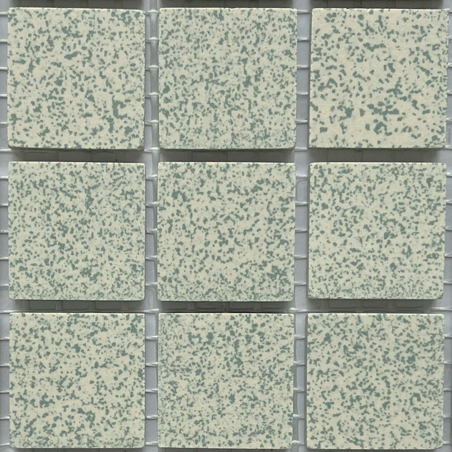 Winckelmans Vert 209 Mouchetés 20x20 mm – detalle del moteado verde y el acabado mate
