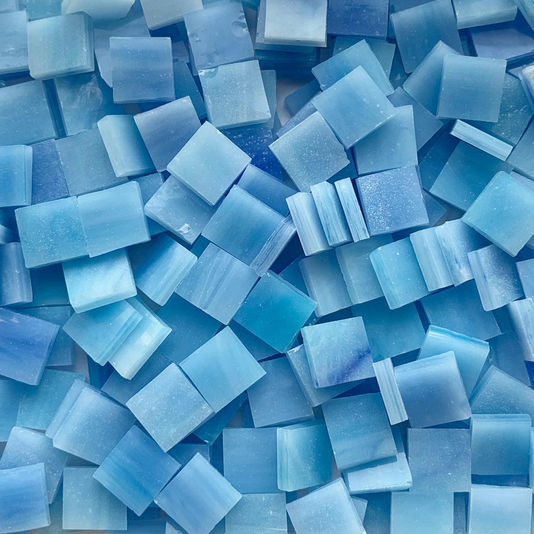 Lose 15-mm-Glasplättchen Tiffany Glacier, Farbton Karibikblau