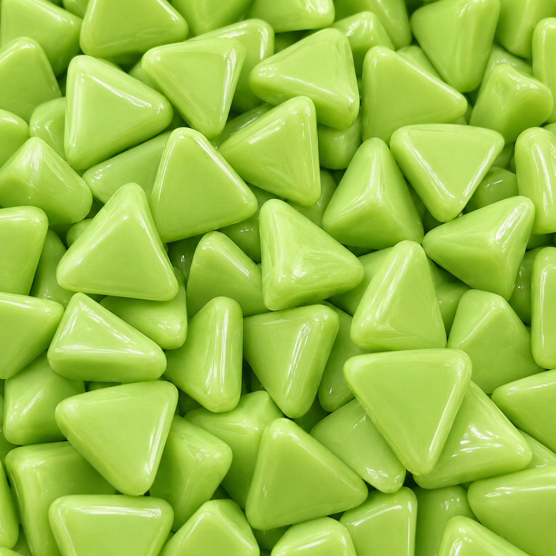 Mini mosaico de vidrio triangular verde menta