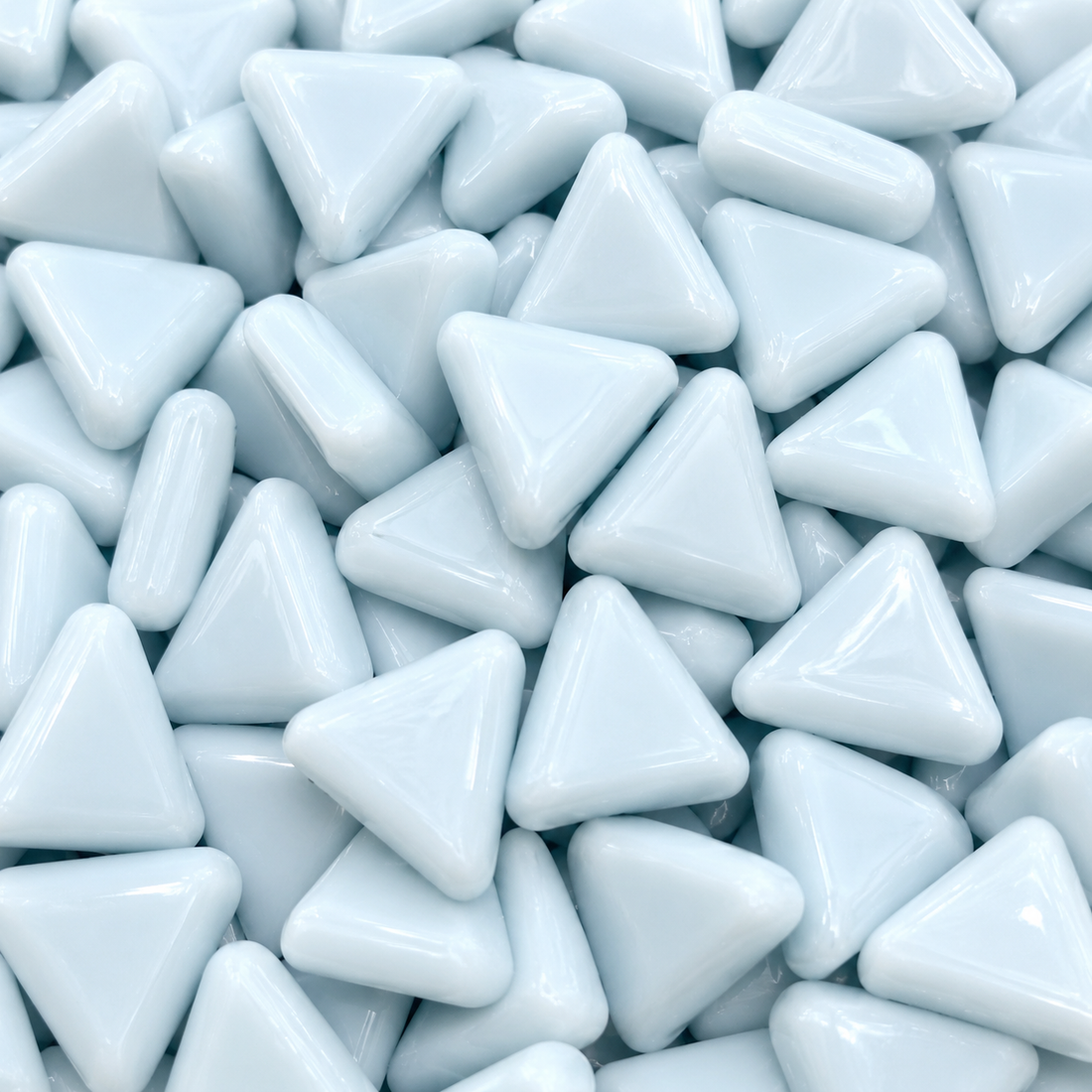 Mini mosaico de vidrio triangular azul agua