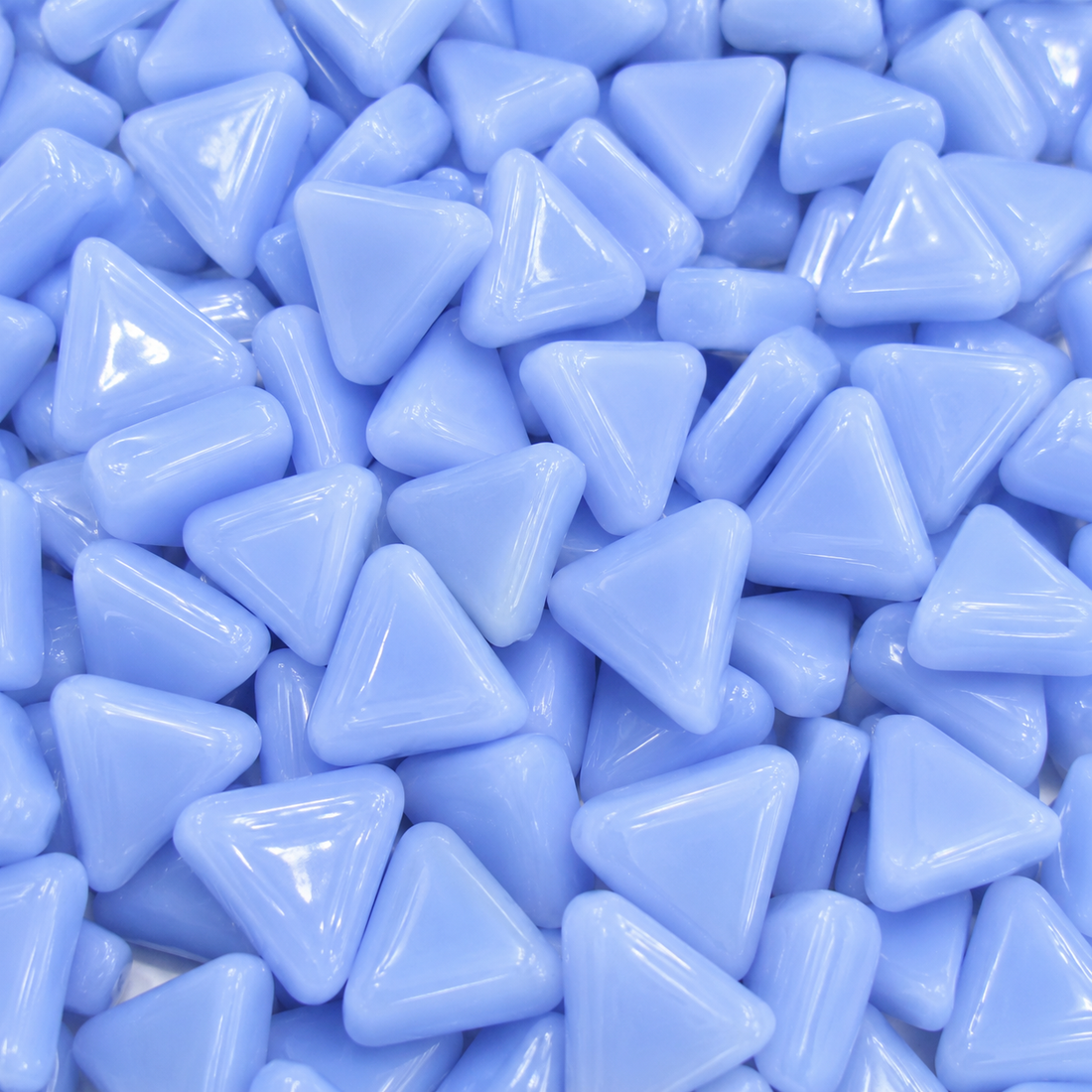 Mini mosaïque en verre triangle bleu clair