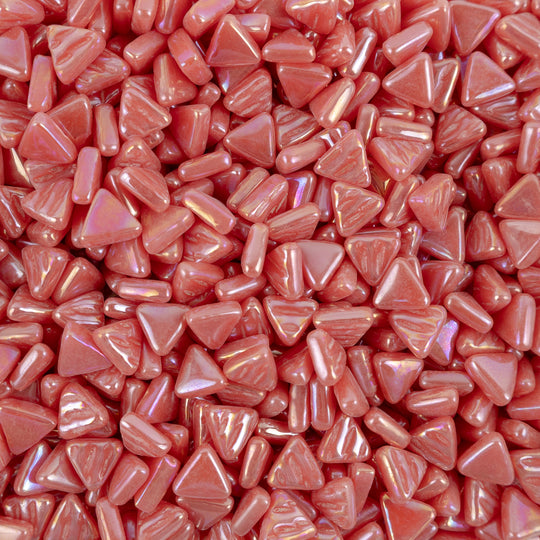 Mini mosaico de vidrio triangular sandía iridiscente